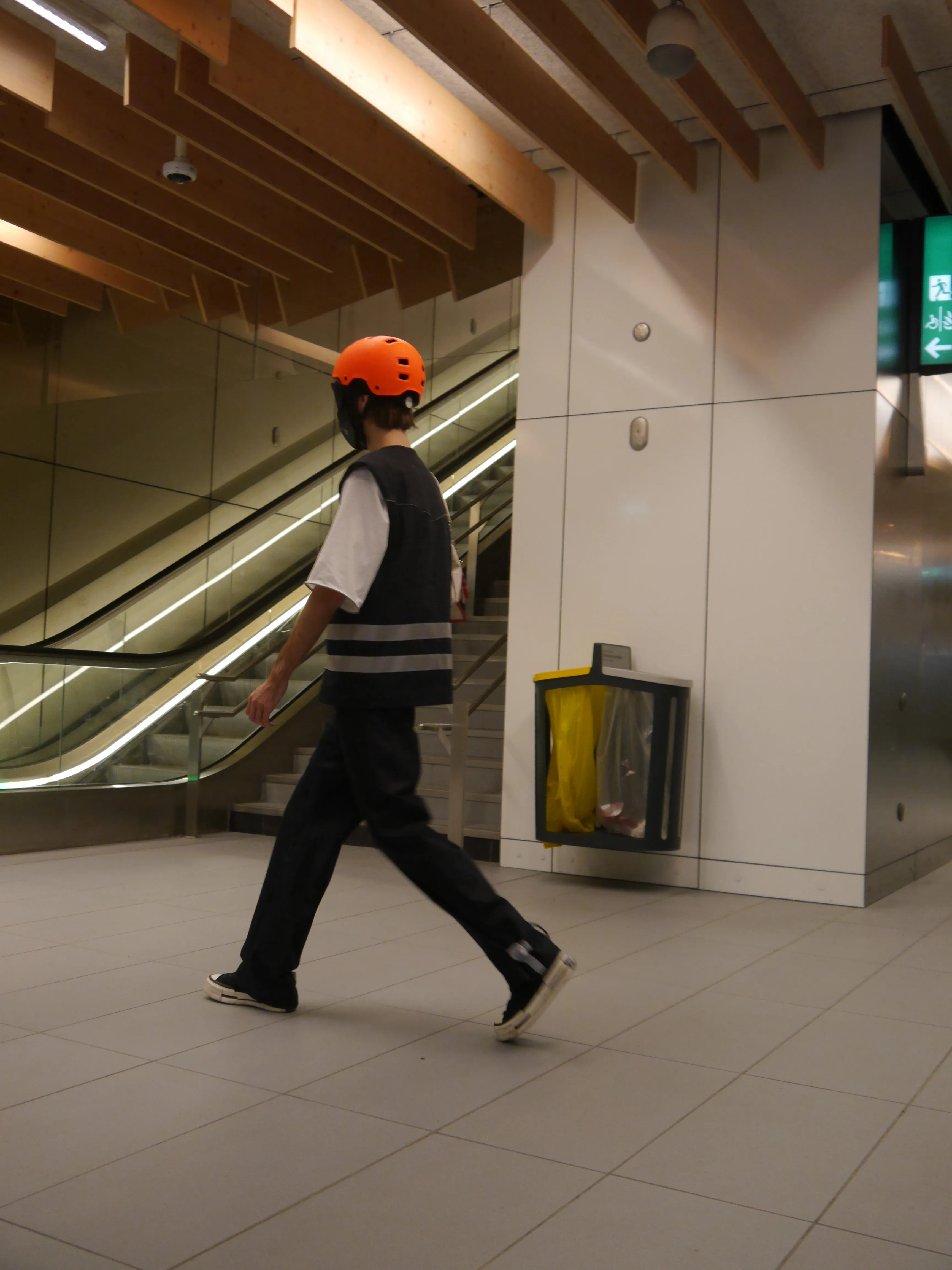 safetyvestinalittlebitlessugly 21